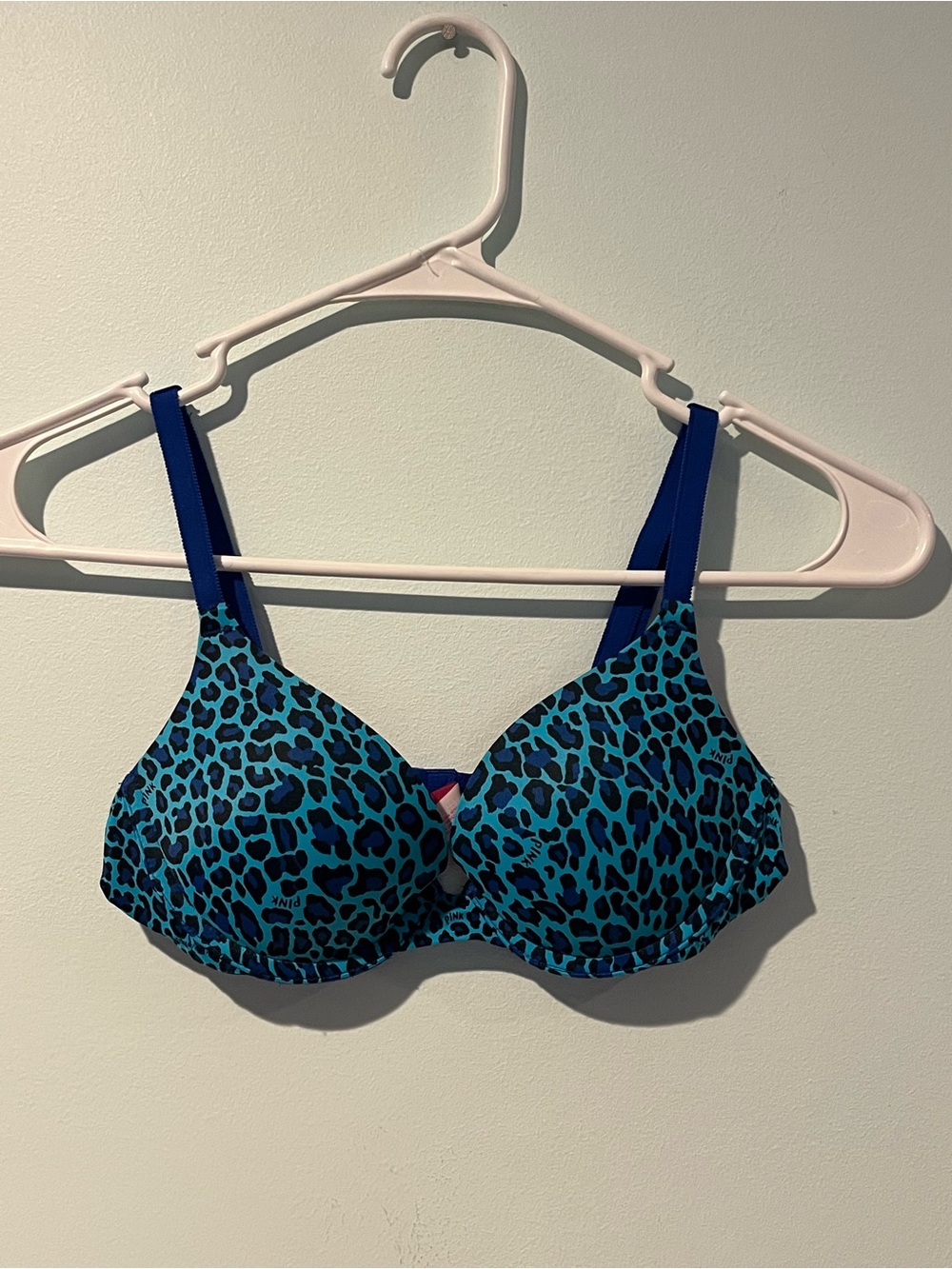 Victoria's Secret Pink Women’s Wear Everywhere Push Up Bra Blue Cheetah, Sz 34A